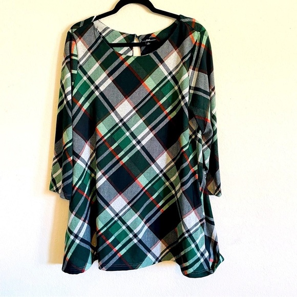 R&K Dresses & Skirts - R&K woman’s plaid aline mini dress long sleeve green red fall holidays pockets